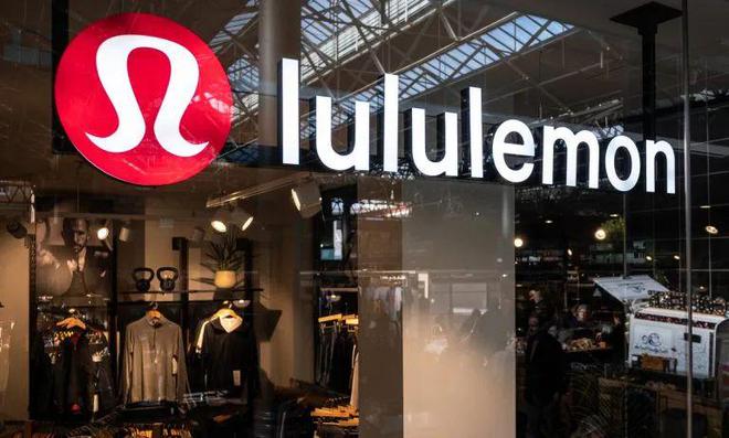 翘臀、细腿lululemon收割中产女半岛·BOB官方网站性(图11)