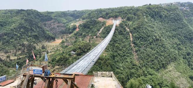 「全国招商」法王bd半岛·中国官方网站寺龙挂山：梧桐渐丰茂只待凤来栖！(图2)